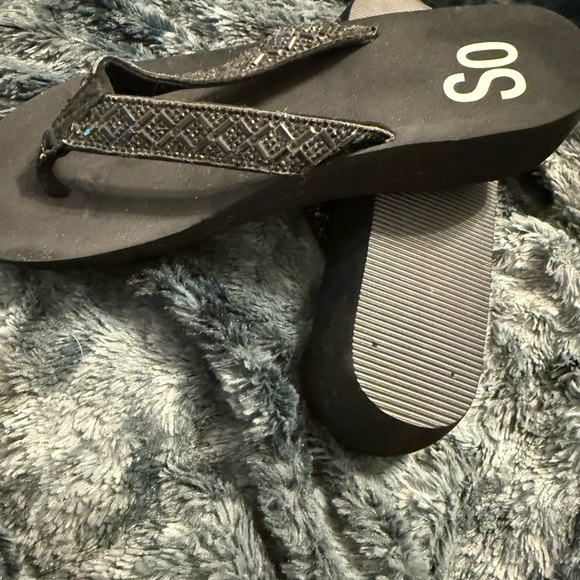 Woman’s Sandals- SO BUBBLY- woman’s black wedges with rhinestones - 7.5 - Picture 5 of 5
